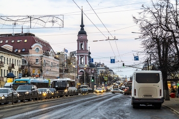 Калуга глазами москвича. / Колокольня храма Жен Мироносиц на ул.Кирова