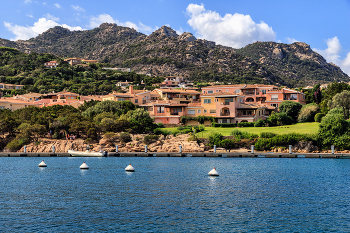 Изумрудный берег / Сардиния, Порто-Черво (Porto Cervo) , 
Коста-Смеральда (Costa Smeralda) - Изумрудный берег