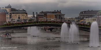Лужков мост / Место съемки: Россия, г. Москва
Фотограф: https://vk.com/vvlopatoff