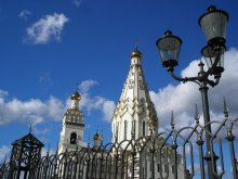 Вверх / Церковь-памятник в честь всех святых и в память безвинно убиенных, Минск.
