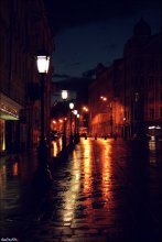 Умылась "манежка" / Аккурат после грозы проходя мимо манежа