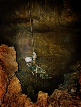 вернуться / Абхазия, вертикальные пещеры-пропасти Арабики