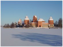 Тракайский замок зимой. / Зима в Тракай.
Литва.
От Вильнюса он находится в 25 км.