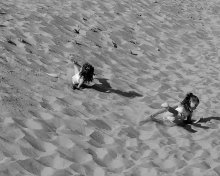 Кубарем / Простое детское счастье...:)

Песчаное &quot;море&quot;  в East Devon. Англия.