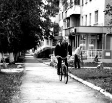 usual morning / man on a bicycle)