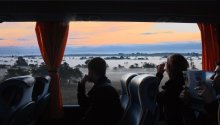 Утренний рейс / Рассвет из окна междугороднего автобуса
