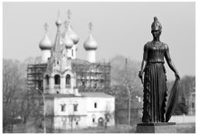 О смешении культур / Г. Вологда, набережная реки Вологда, вид с Соборной горки