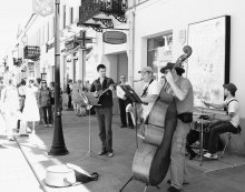Уличный оркестр / Джаз квартет на одной из улиц Гродно
