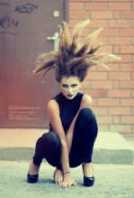 &nbsp; / photo: Boris Bushmin
model: Anastasiya Kosareva
make-up: Lina Sokolova
hair: Ekaterina Divnogorskaya