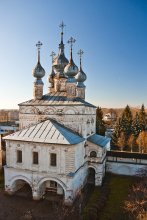 &nbsp; / Михайло-Архангельский монастырь - надвратная церковь