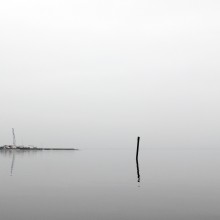 &nbsp; / Туманное утро на Минском море