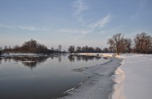 зимобережье / на берегу незамерзающей реки