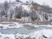 зимнее озеро / холодный вечер