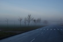 Раннее утро.. / Серый туман...