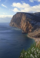 над обрывом / дайте совет по фото