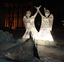 Ледяные ангелы / скульптура из льда