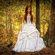 Невеста в лесу 2 / Модель Юля.