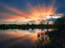 Лиснянский закат... / тут мне сказали, что на предыдущей фото катастрафически не хватало низа... Поэтому решил выложить еще одну на ваш суд... :)