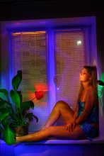 краски темноты / сделано фонариком