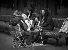 шаржист и модель / без комментариев