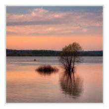 вечерний этюд с рыбаком / Озернинское вдхр.