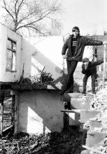 на развалинах старого мира ... / снос бараков рядом с нашим домом. 1971