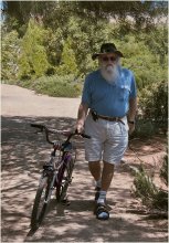 Дед и велосипед / *****