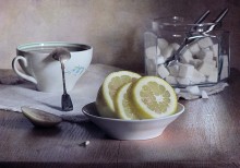 Лимон к чаю / Натюрморт
