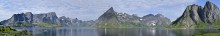 Reinefjord / Попробовал сделать свою первую панораму. Оказалось, интересно и увлекательно, правда, провозился с ней долго, да и подводных камней обнаружил много. Но понравилось!
Северная Норвегия, Лофотенский архипелаг, остров Москенесёй.