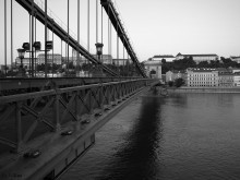 Цепной мост. / Этот мост является визитной карточкой Будапешта.