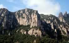 Таинственная Монсеррат / Есть в Каталонии довольно странная гора - Монсеррат.