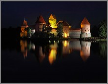 Ночная рапсодия / Лето 2011. Литва. Озеро Гальве. Тракайский замок.