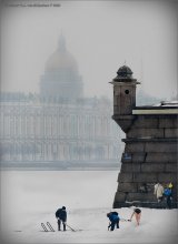 ПРО МОРЖОВОЕ МЕСТО... / Любят в Питере купаться зимой...