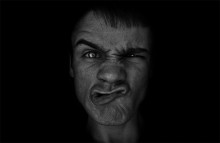 Кучное стадо,толпа безликих.Это общество?Значит я Дикий! / Кучное стадо,толпа безликих.Это общество?Значит я Дикий!