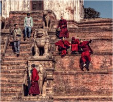 спорт / монахи, Непал, Камбоджа