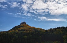 Приют для короля. ))) / Замок Гогенцоллерн.Германия. Обитаем.Переодически там появляются потомки этой династии.