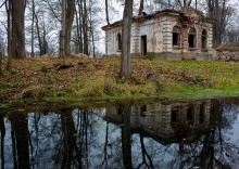 Остатки былого величия / у усадьбы Бишевских