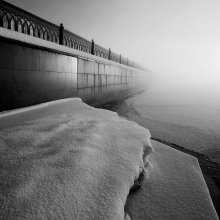 Вспоминая прошедшую зиму. / Город Ярославль,Волжская набережная,мороз минус 35 и сильный туман.
