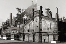 &nbsp; / На переднем плане промышленные здания постройки 1900 г. Строили же когда-то...