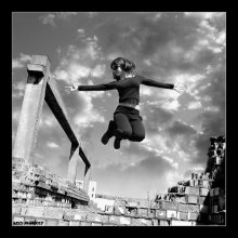 High Jump / больше работ можно увидеть на моём Tumblr:
http://dominik-day.tumblr.com

Model:
Лена