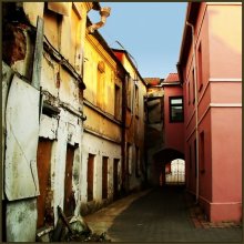 Печаль и радость старого дома / прогуливаясь по Минску