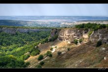 Чуфут-Кале / Пещерный средневековый караимский город-крепость Чуфут-Кале в окрестностях Бахчисарая.