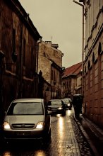Старый город 2 / Продолжая путешествуя по Вильнюсу встречаешь как старые постройки так и новые.