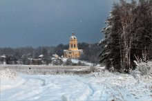 Рождественская / В снег по снегу