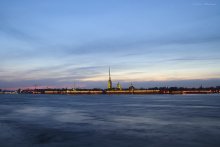Вечер над Невой / Вид на Петропавловскую крепость