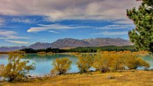 Осень на озере Текапо / Снимок сделан в апреле 2011 года на озере Текапо (Tekapo), которое находится на Южном острове Новой Зеландии.