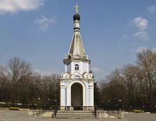 Весенние... / город,весна