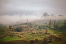 Утренняя Акварель / Очень переменная облачность и набегающий туман