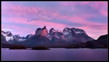 Торрес дель Пайне / восход на озере Пехое
панорама