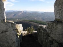Пещерные города Крыма / Много пещер в Крыму ,где монахи находились в единение с природой